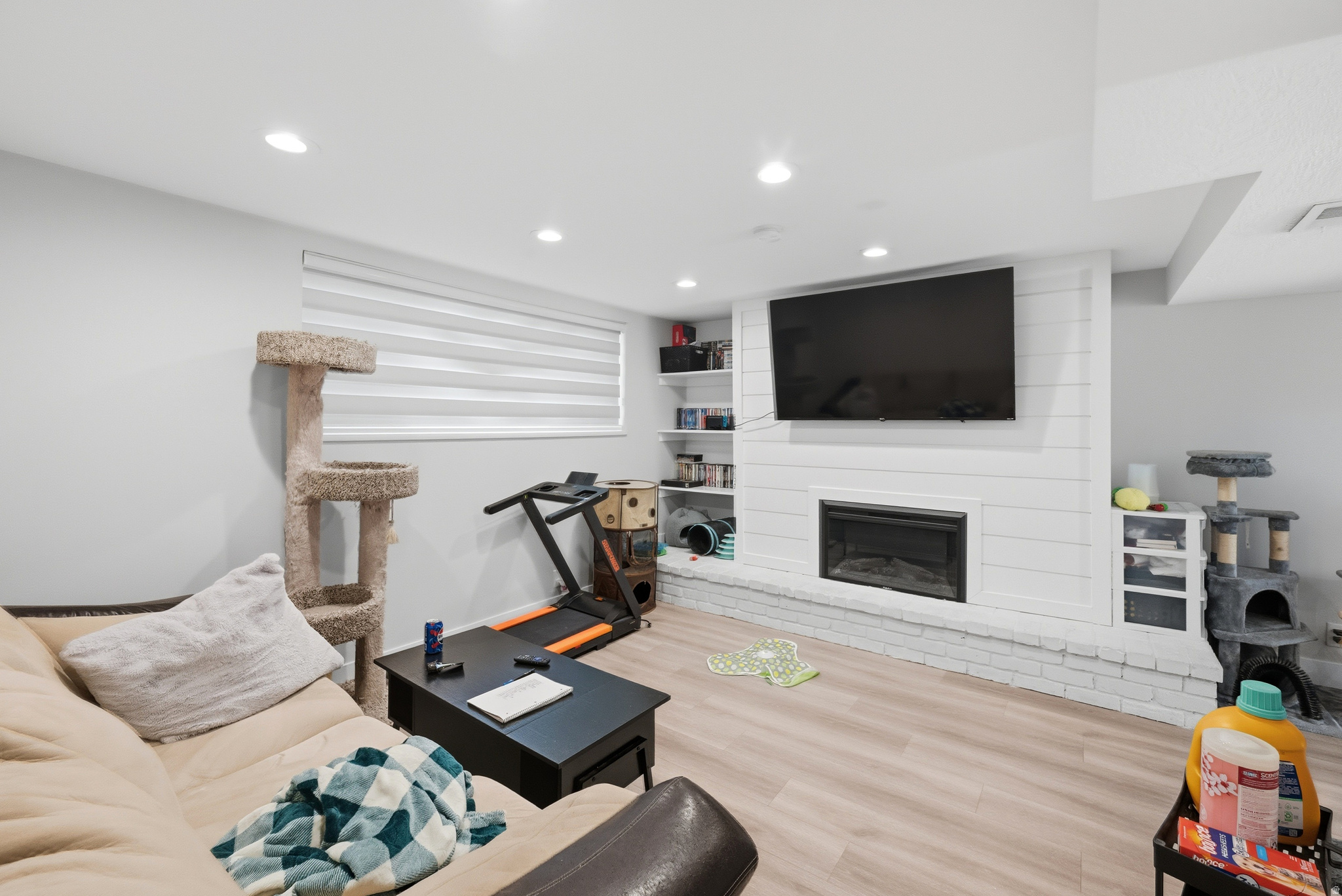 MURRAY DALE - Residential