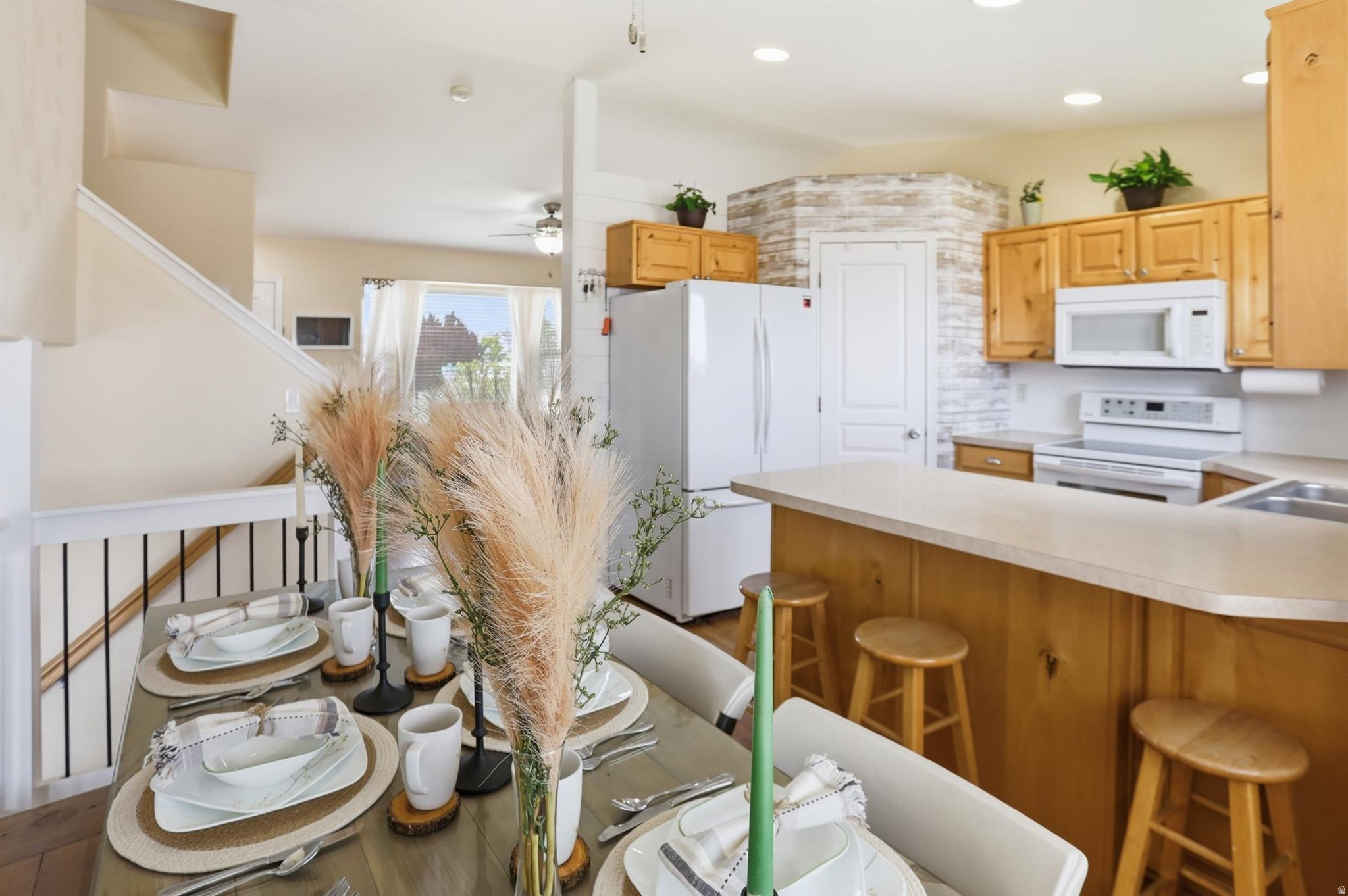 OUTWEST - Residential
