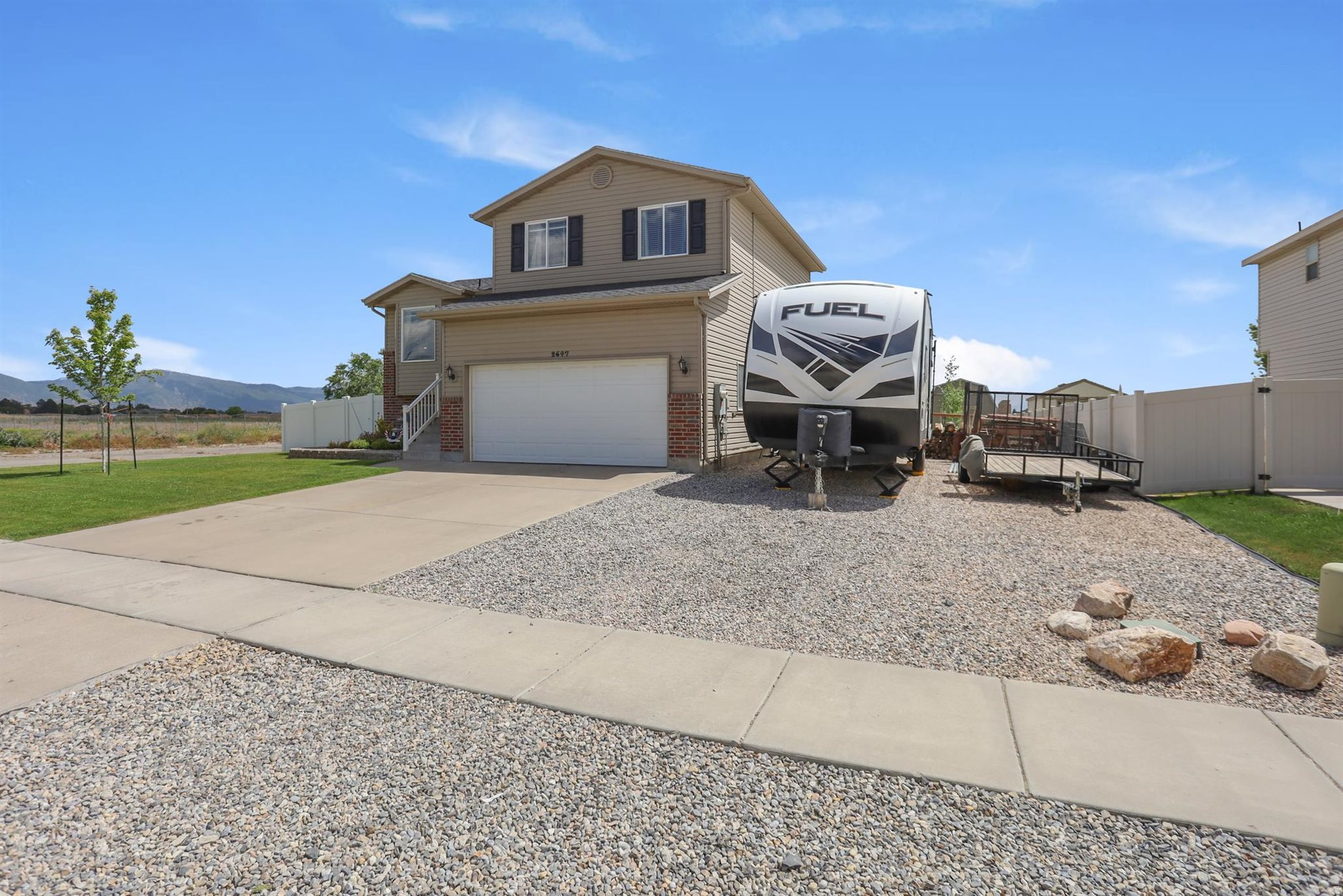 OUTWEST - Residential