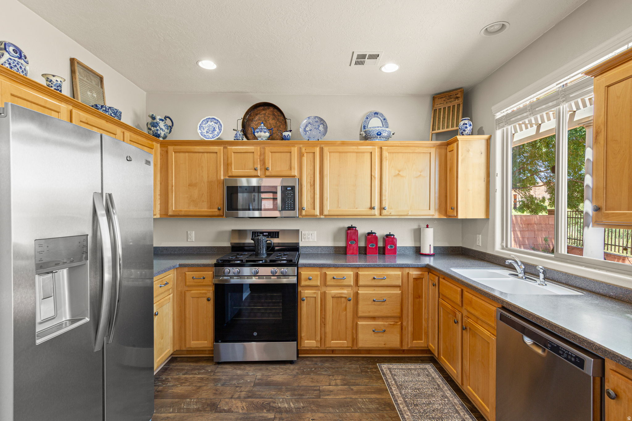 FOURTEEN FAIRWAY 1 - Residential