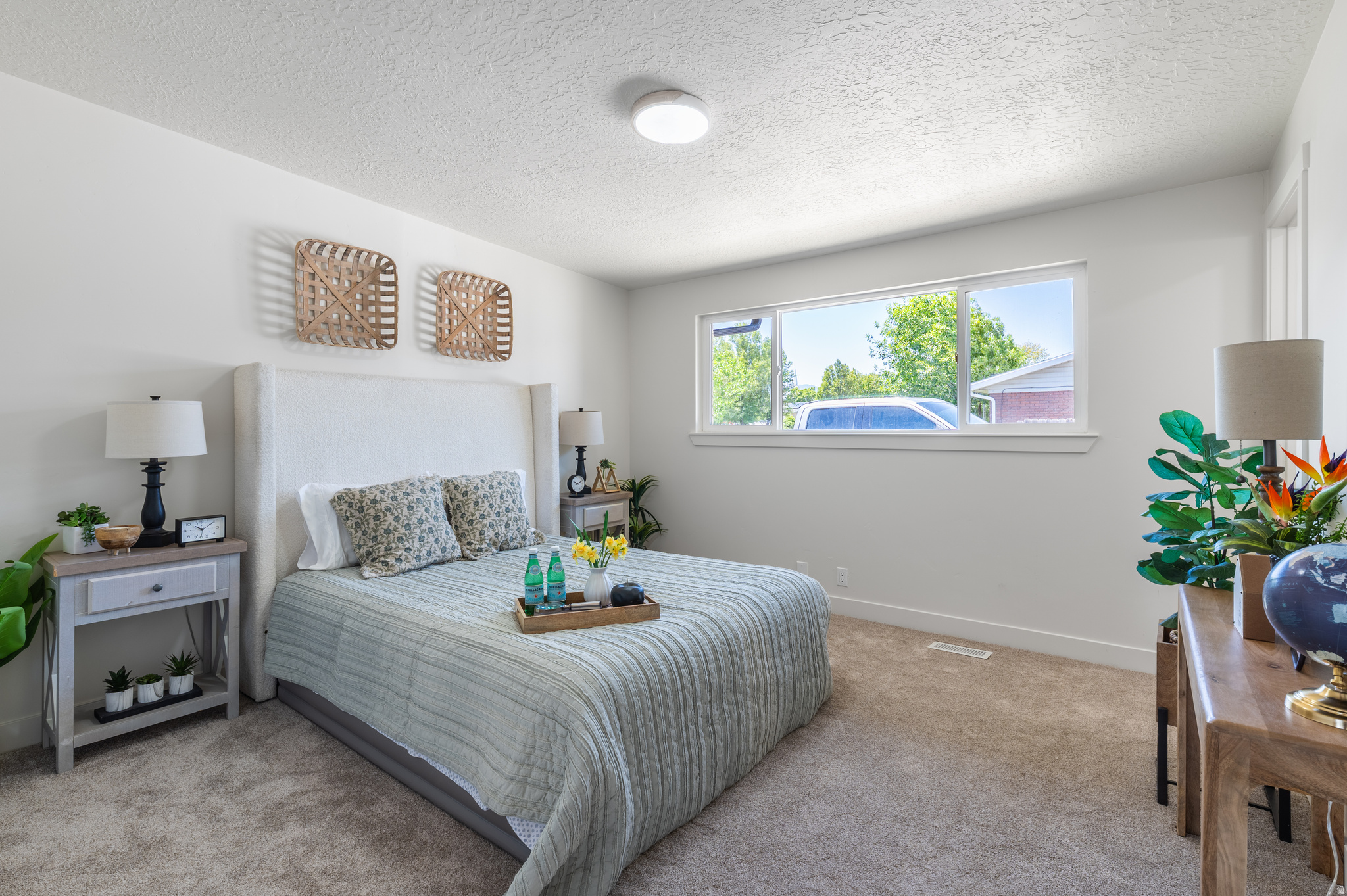 COUNTRY SQUIRE ESTATES - Residential