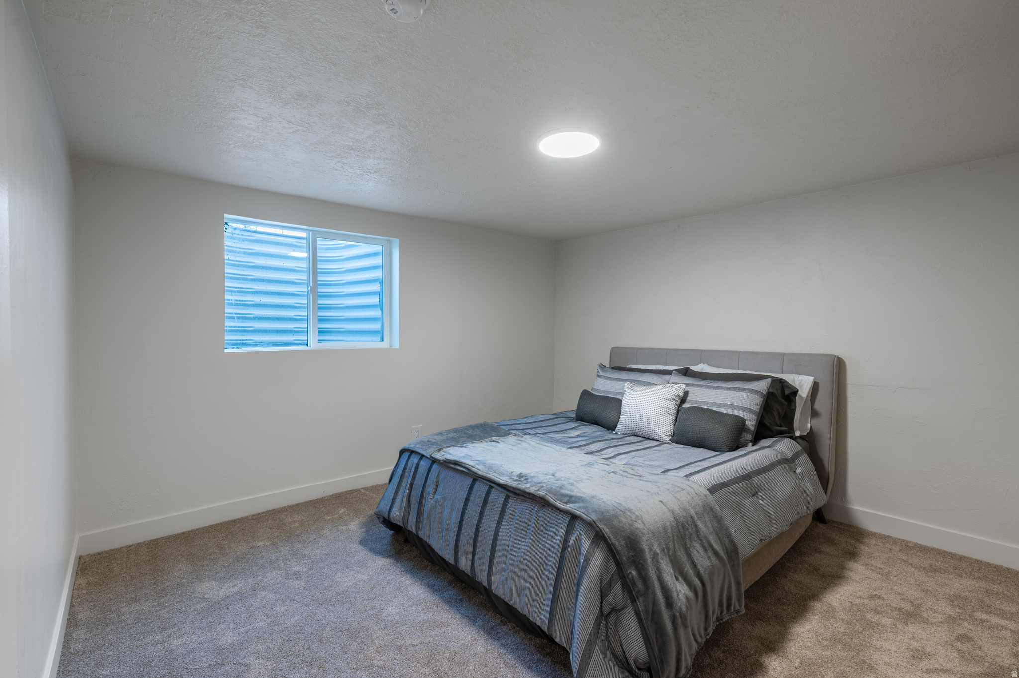 COUNTRY SQUIRE ESTATES - Residential