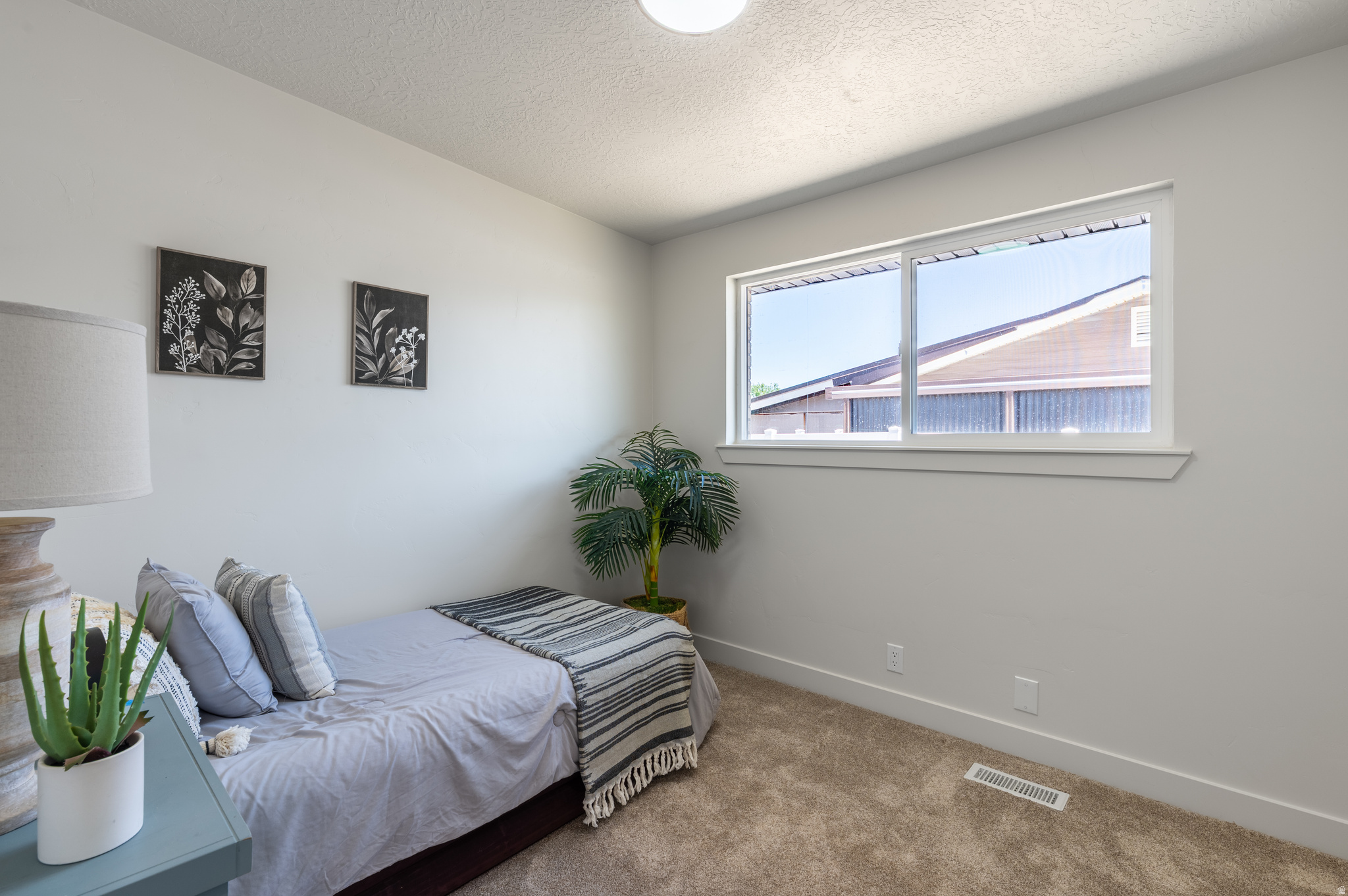 COUNTRY SQUIRE ESTATES - Residential