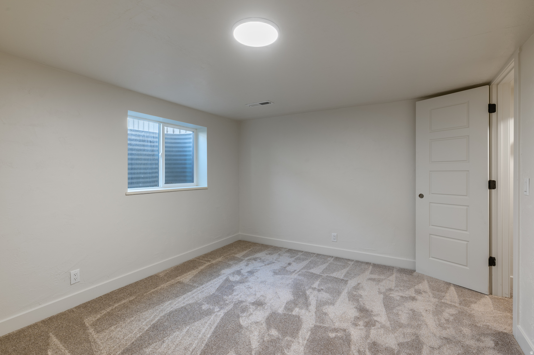 COUNTRY SQUIRE ESTATES - Residential