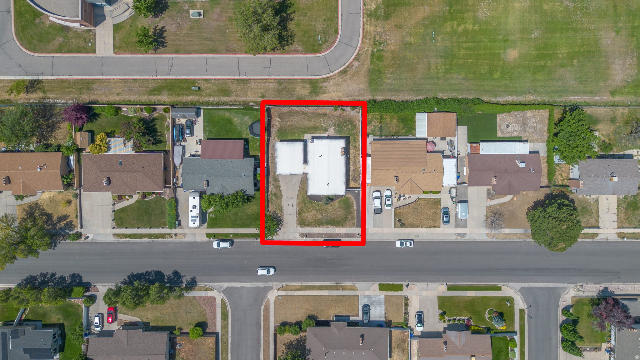 COUNTRY SQUIRE ESTATES - Residential