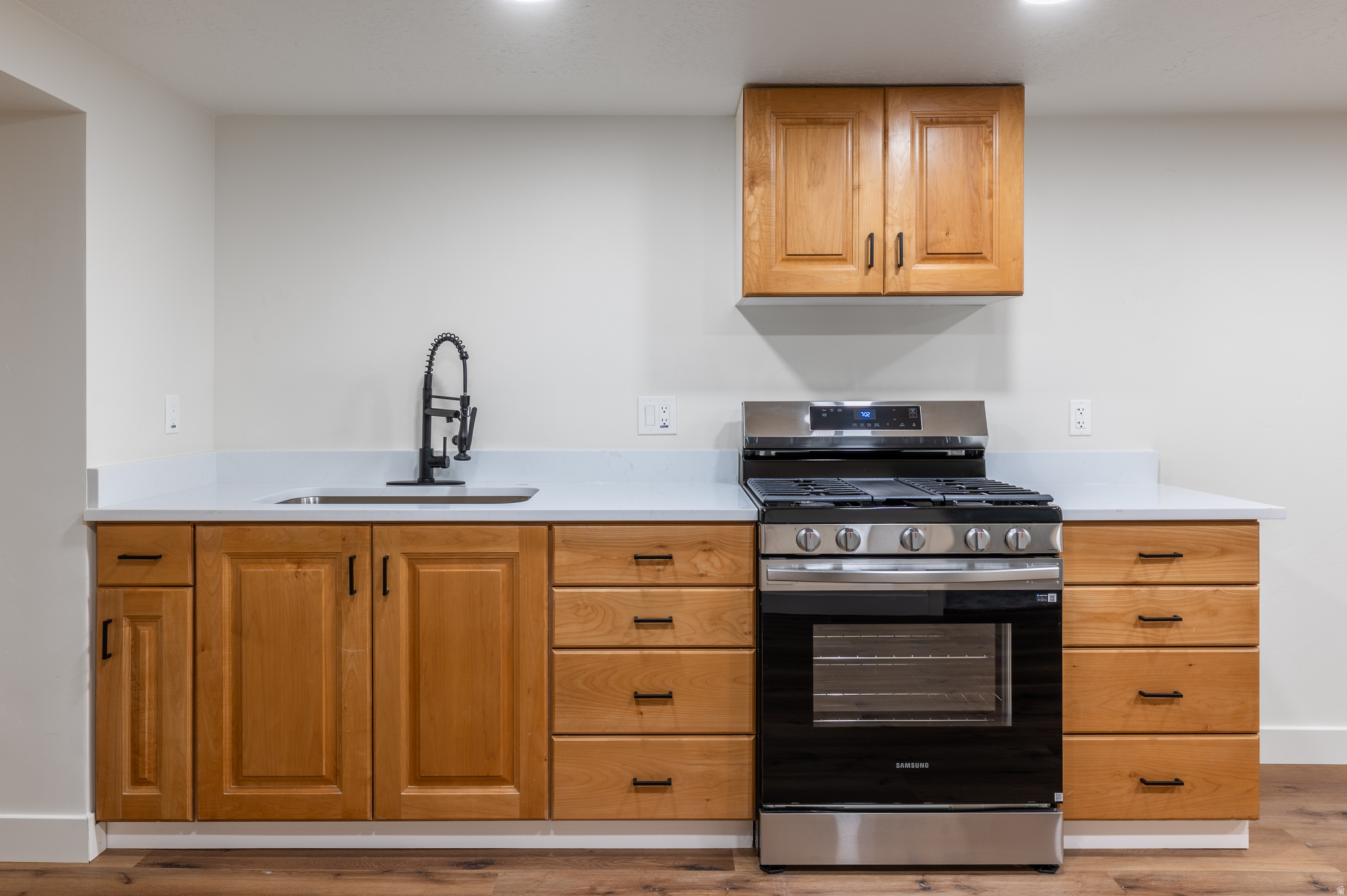 COUNTRY SQUIRE ESTATES - Residential