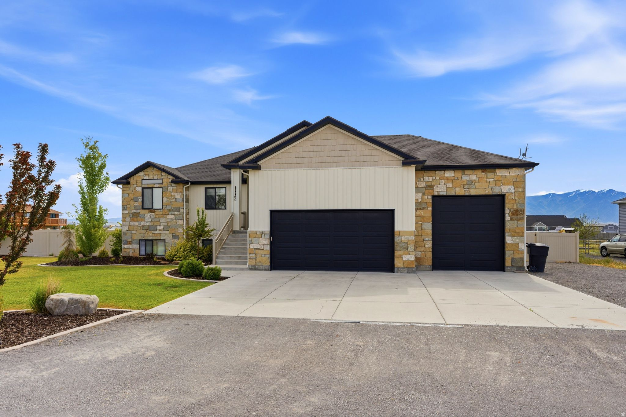 EQUESTRIAN NORTH - Residential