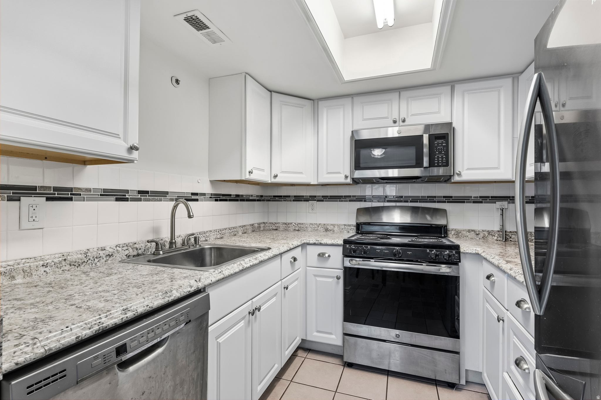 MADISON PARK - Residential