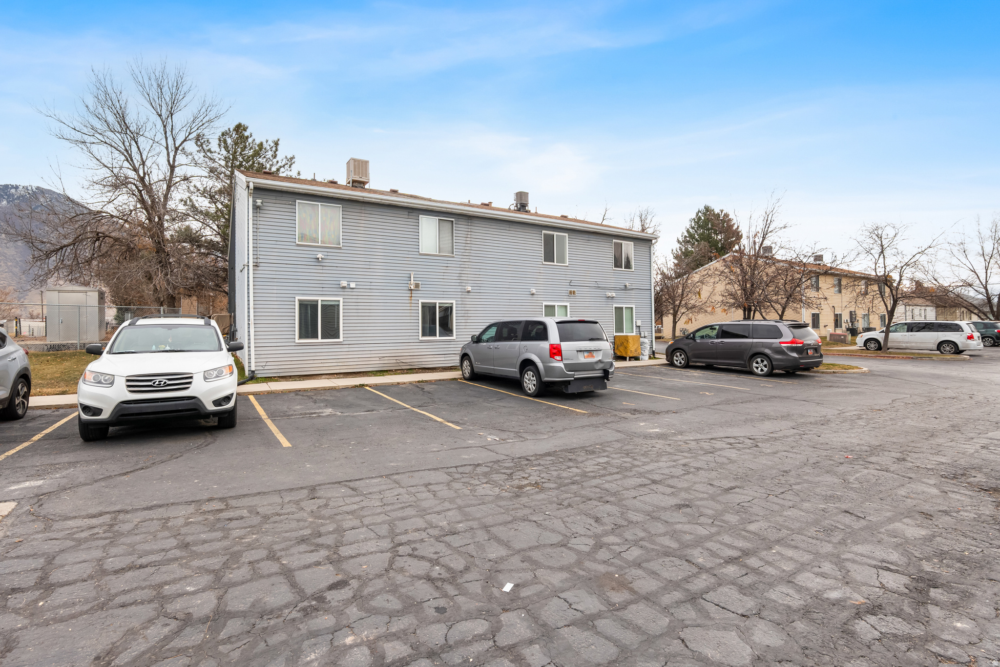 MADISON PARK - Residential