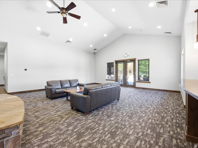 PARKS EDGE - Residential