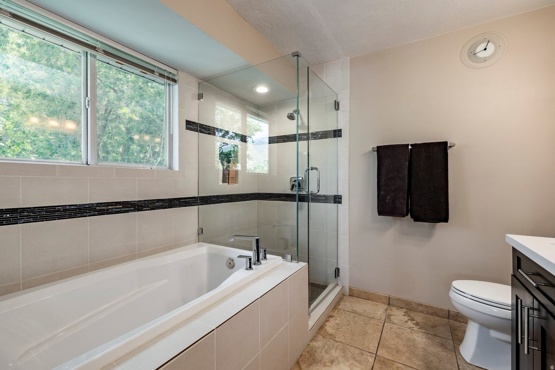 ROLLING OAKS - Residential