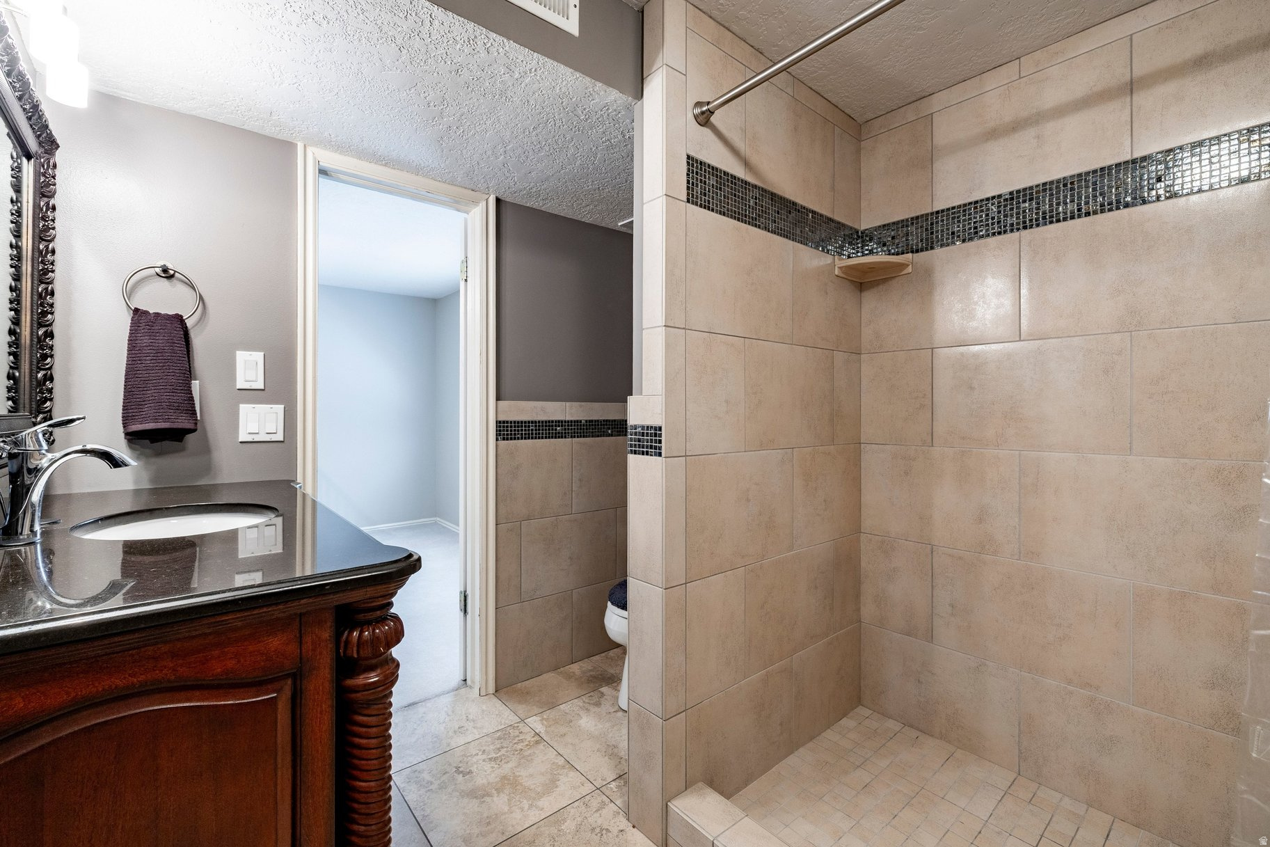 ROLLING OAKS - Residential