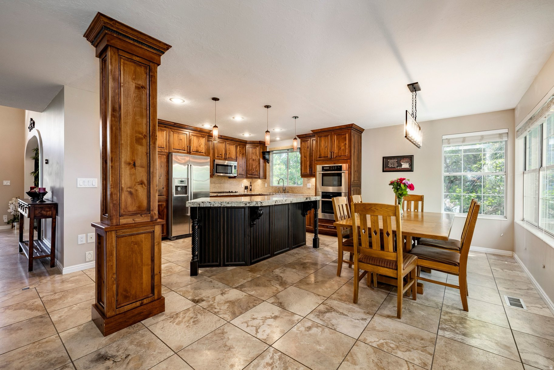 ROLLING OAKS - Residential