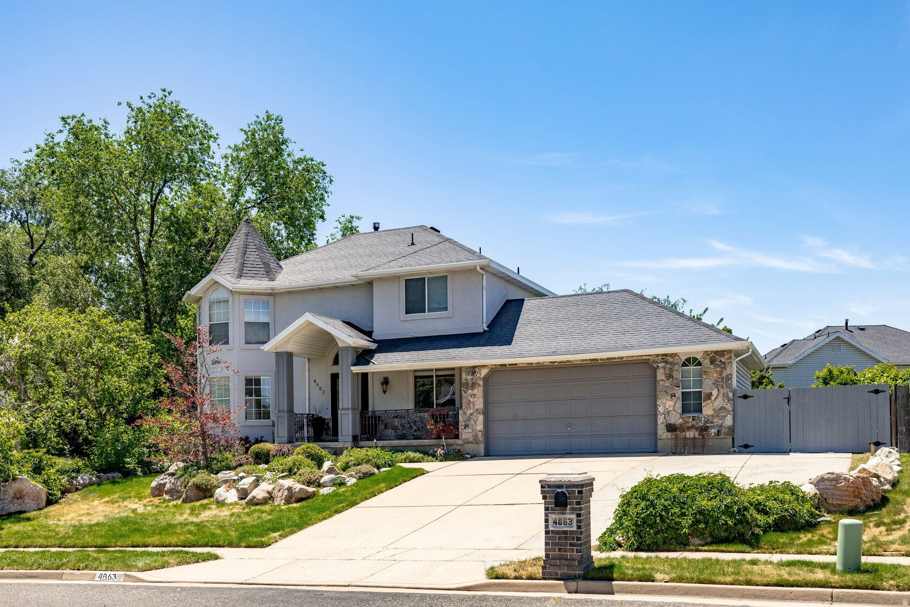 ROLLING OAKS - Residential