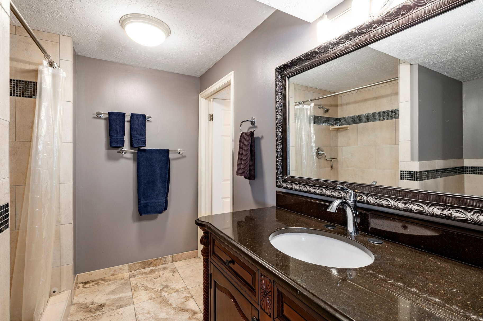ROLLING OAKS - Residential