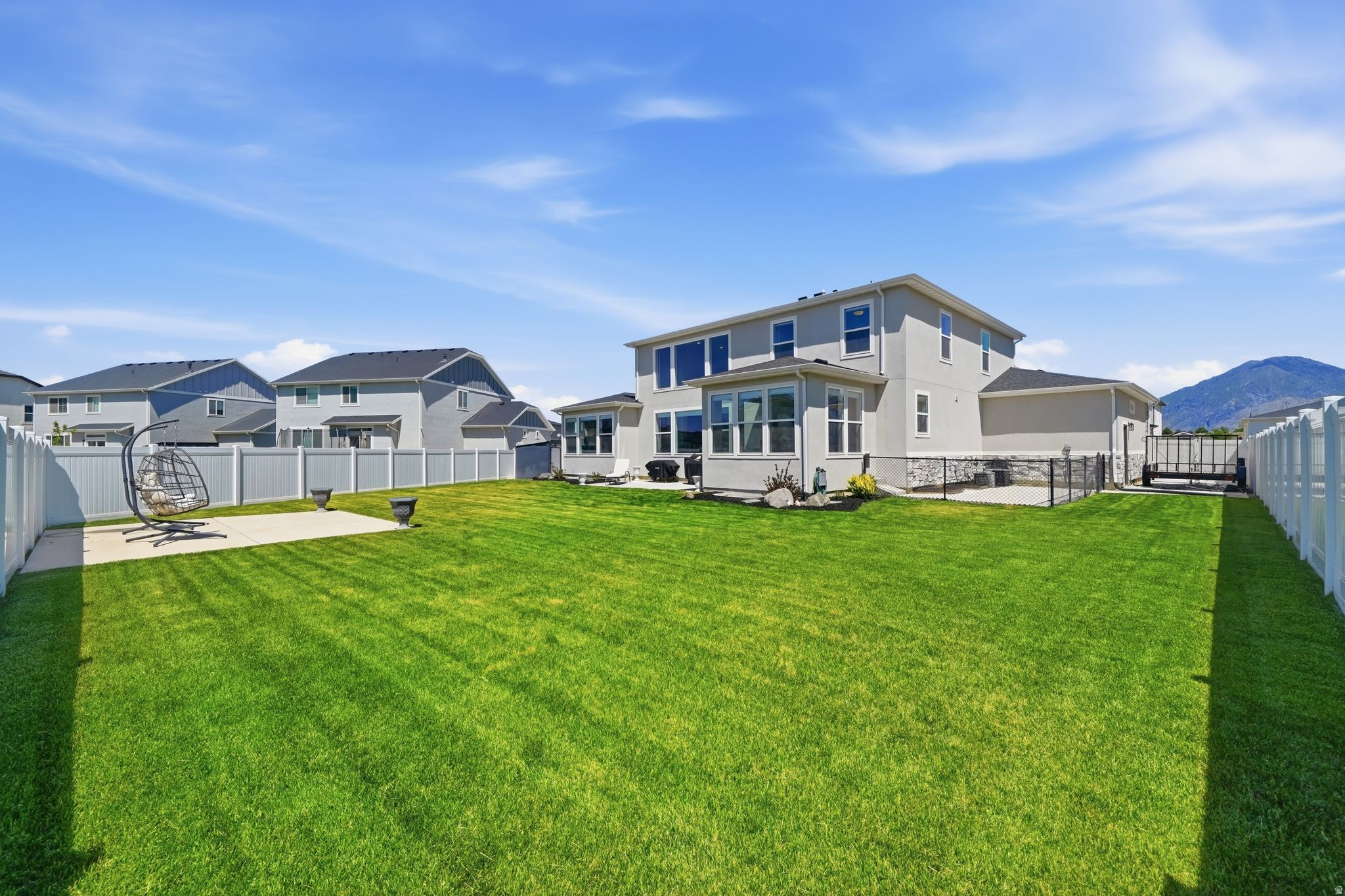 MAPLETON HEIGHTS - Residential