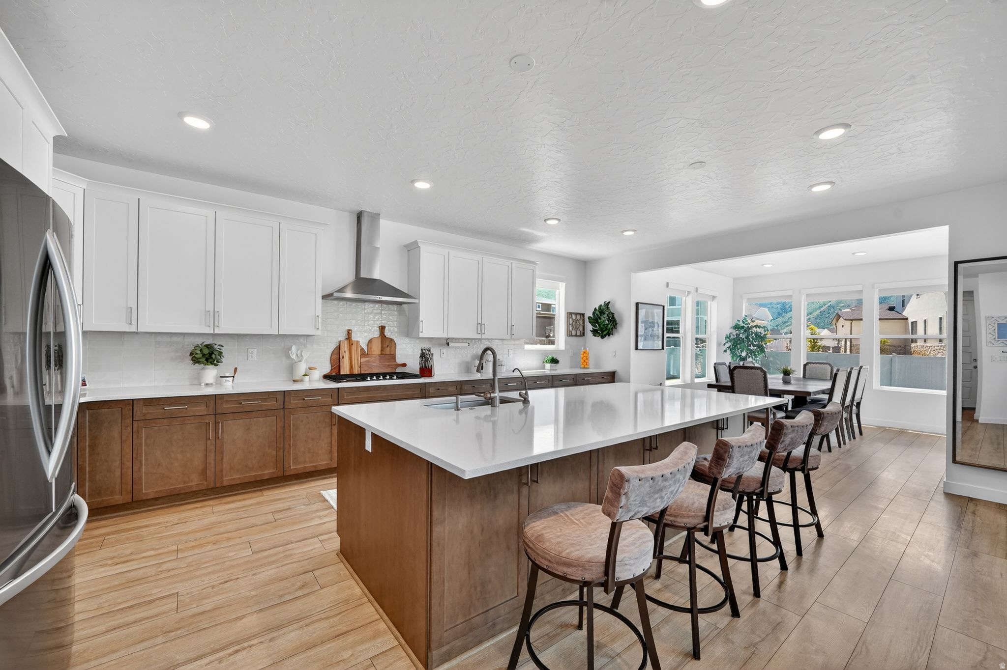 MAPLETON HEIGHTS - Residential