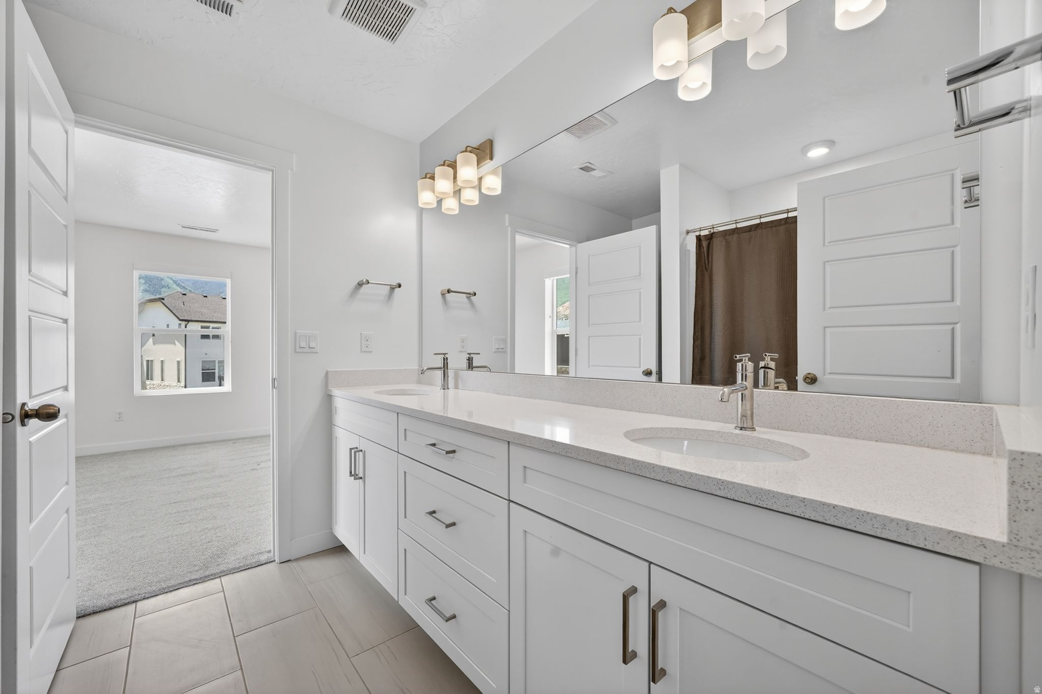 MAPLETON HEIGHTS - Residential