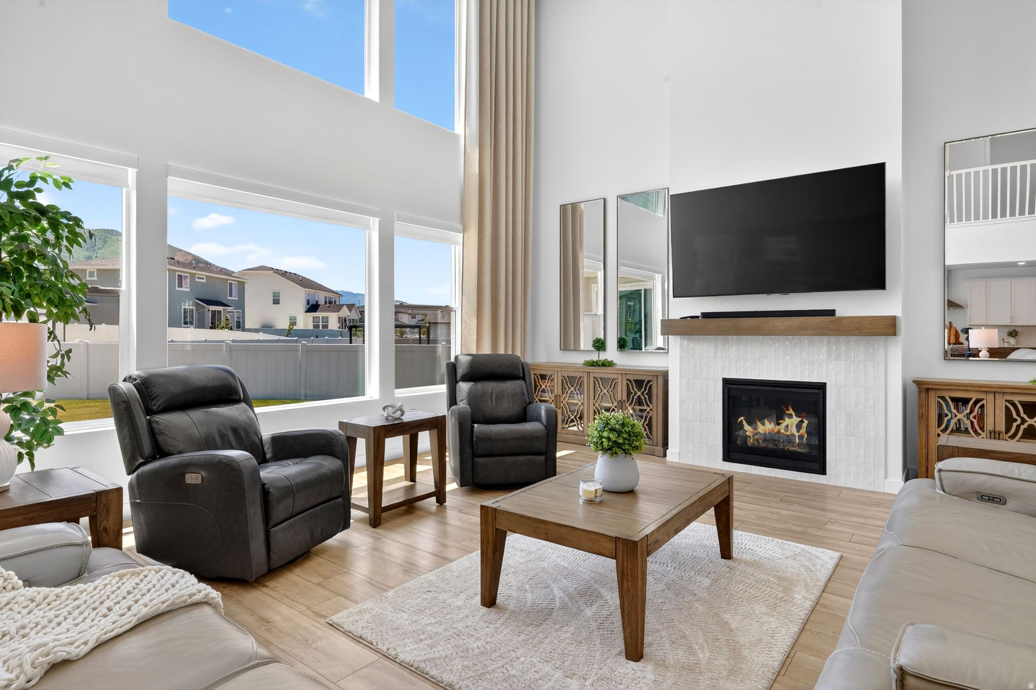 MAPLETON HEIGHTS - Residential