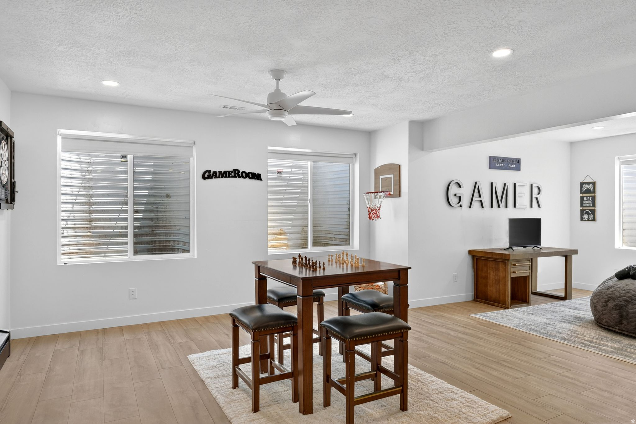 MAPLETON HEIGHTS - Residential