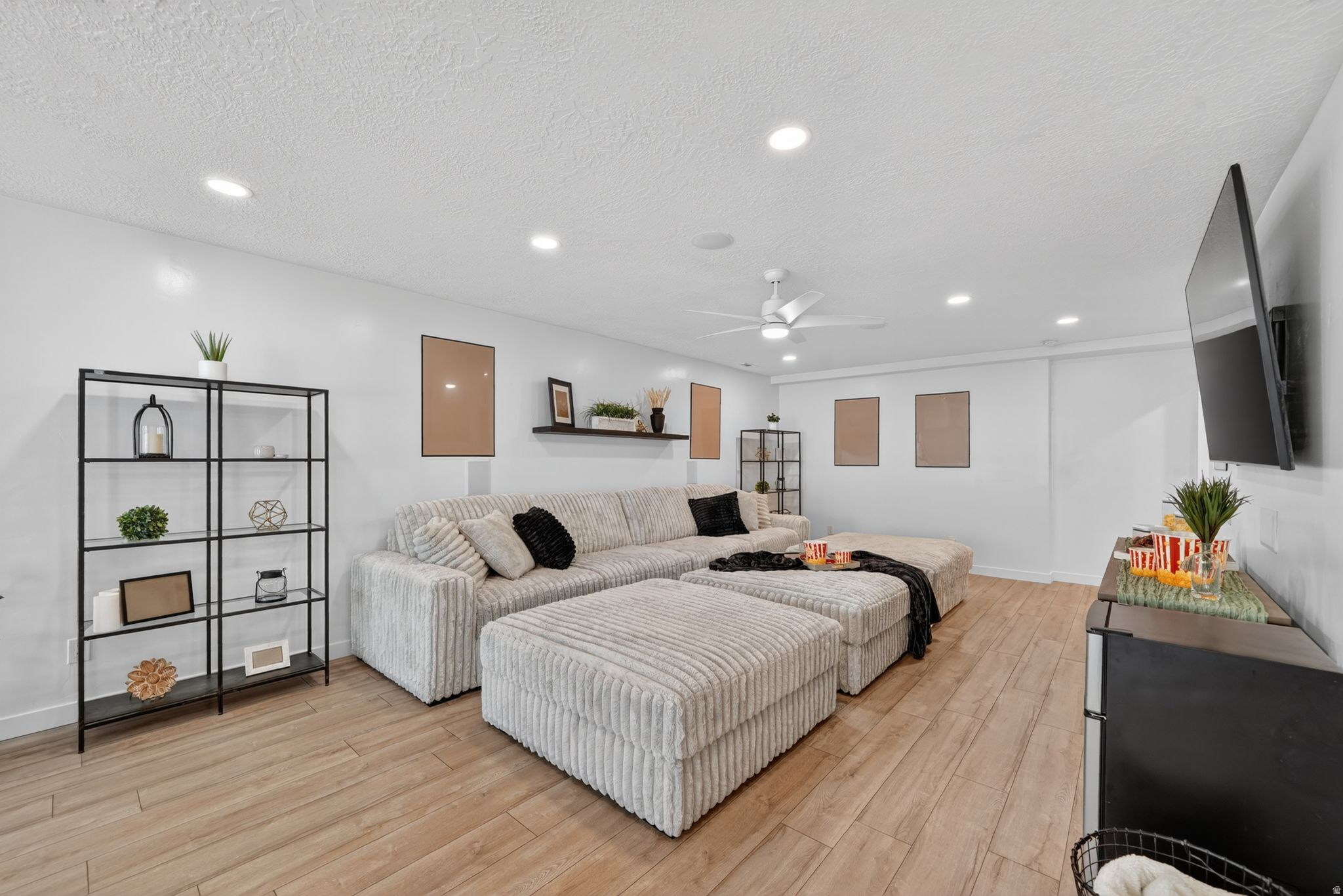 MAPLETON HEIGHTS - Residential