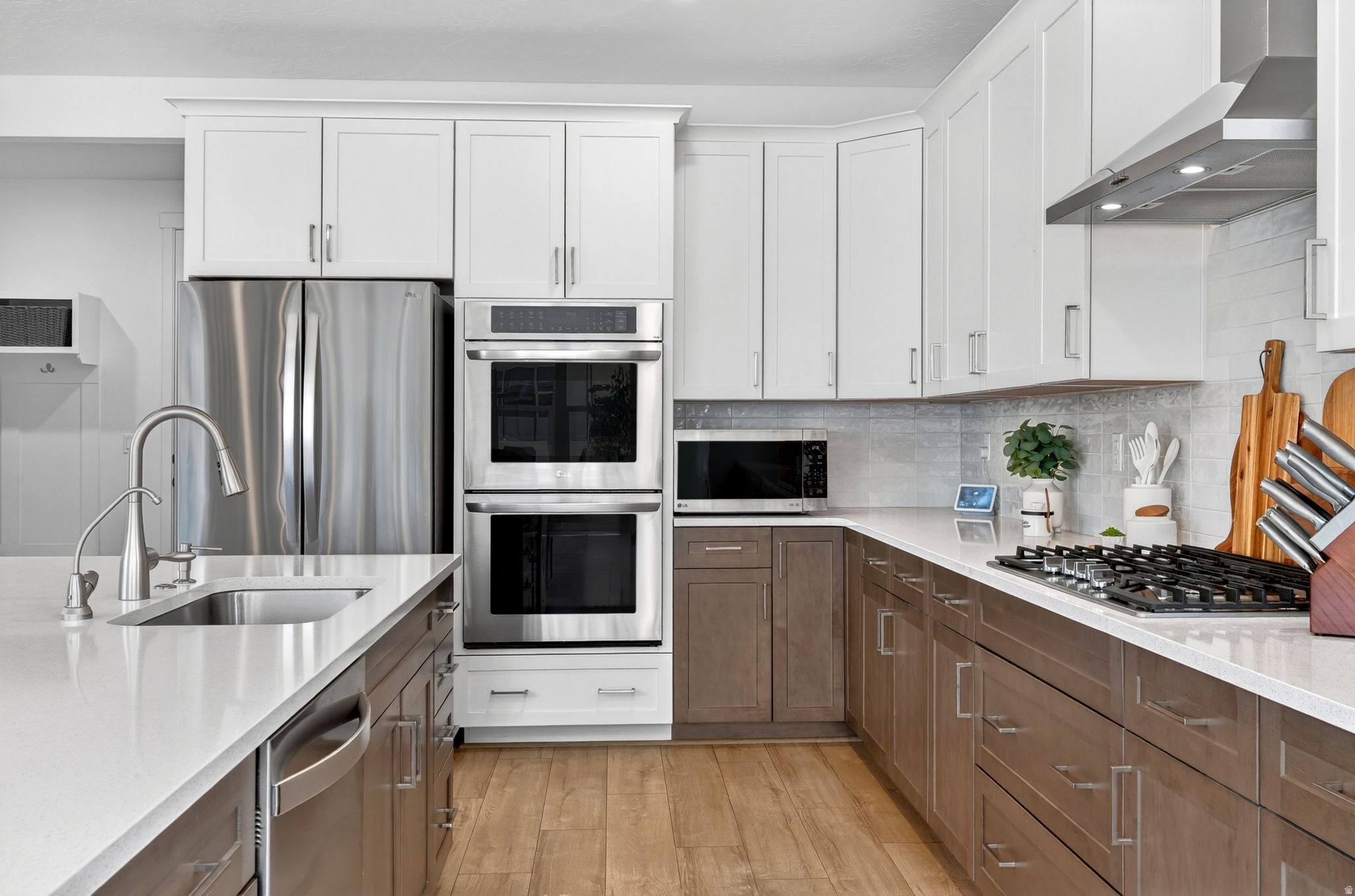 MAPLETON HEIGHTS - Residential