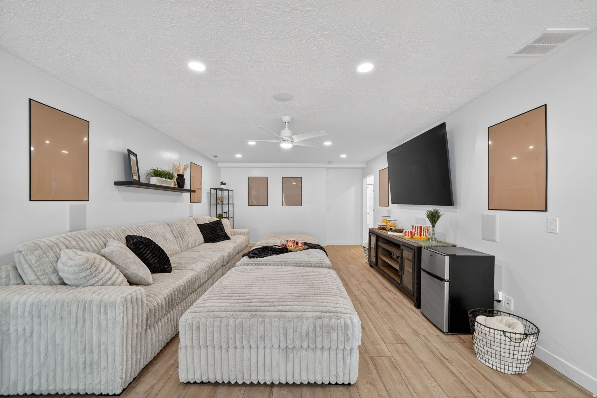 MAPLETON HEIGHTS - Residential