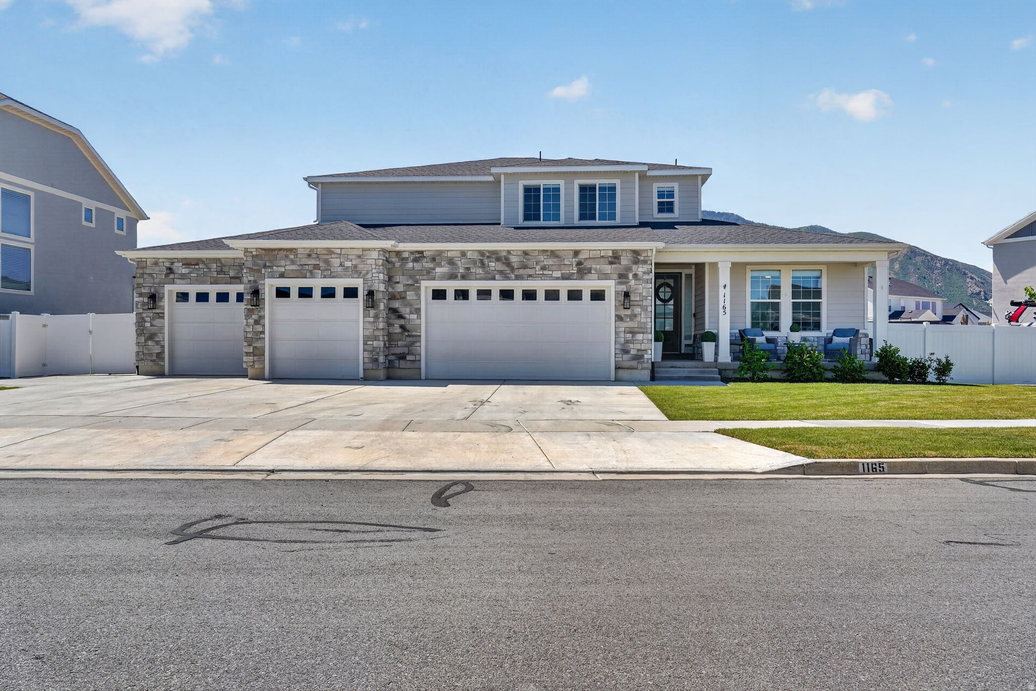 MAPLETON HEIGHTS - Residential
