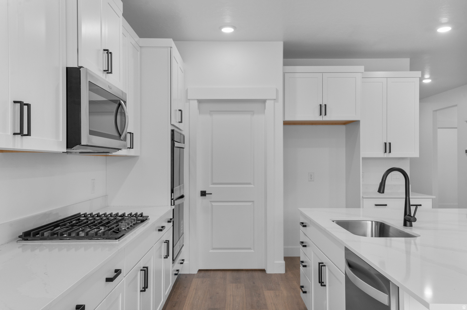 RILEY PARK - Residential