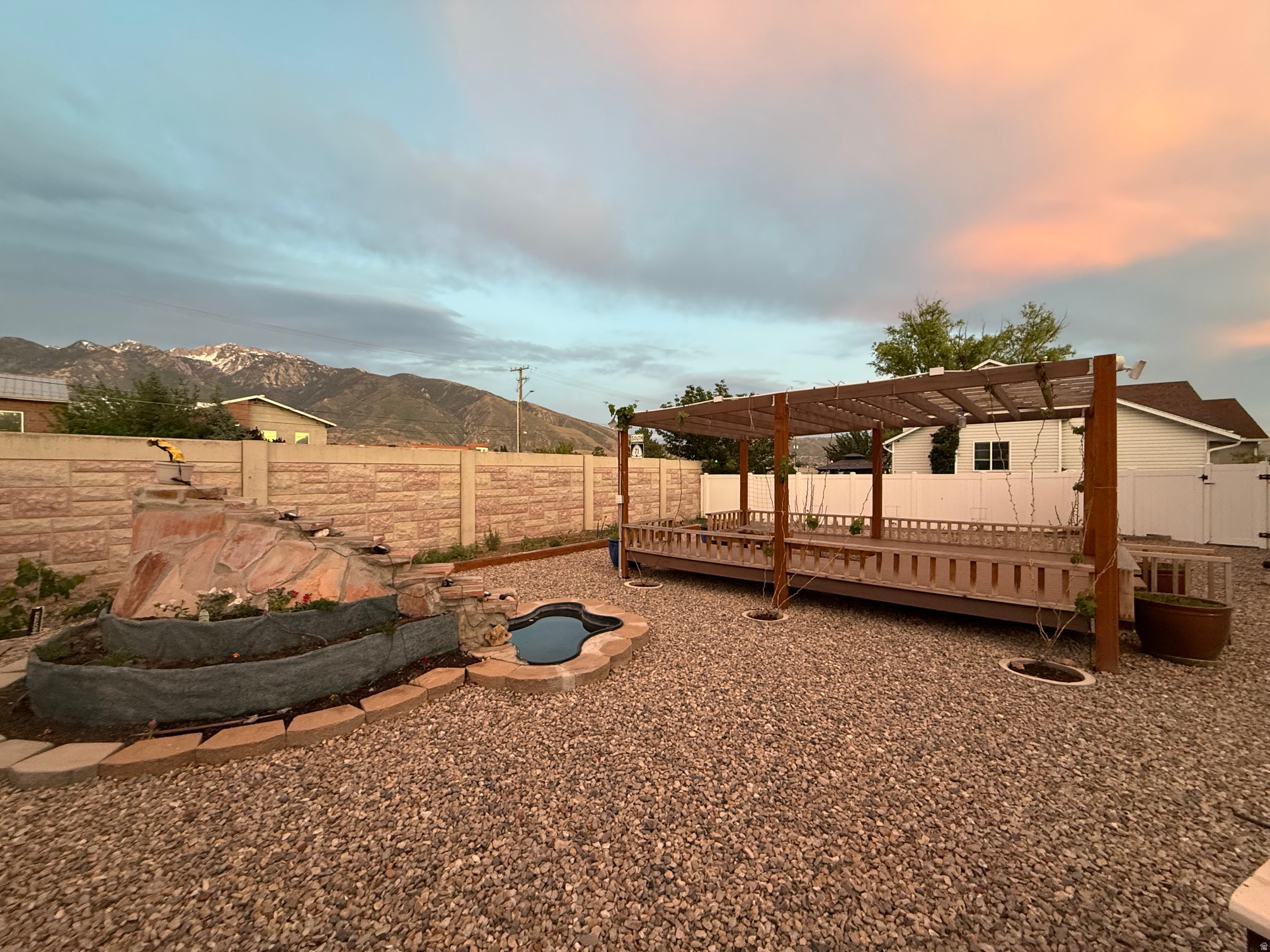 ABBOTTSFORD - Residential