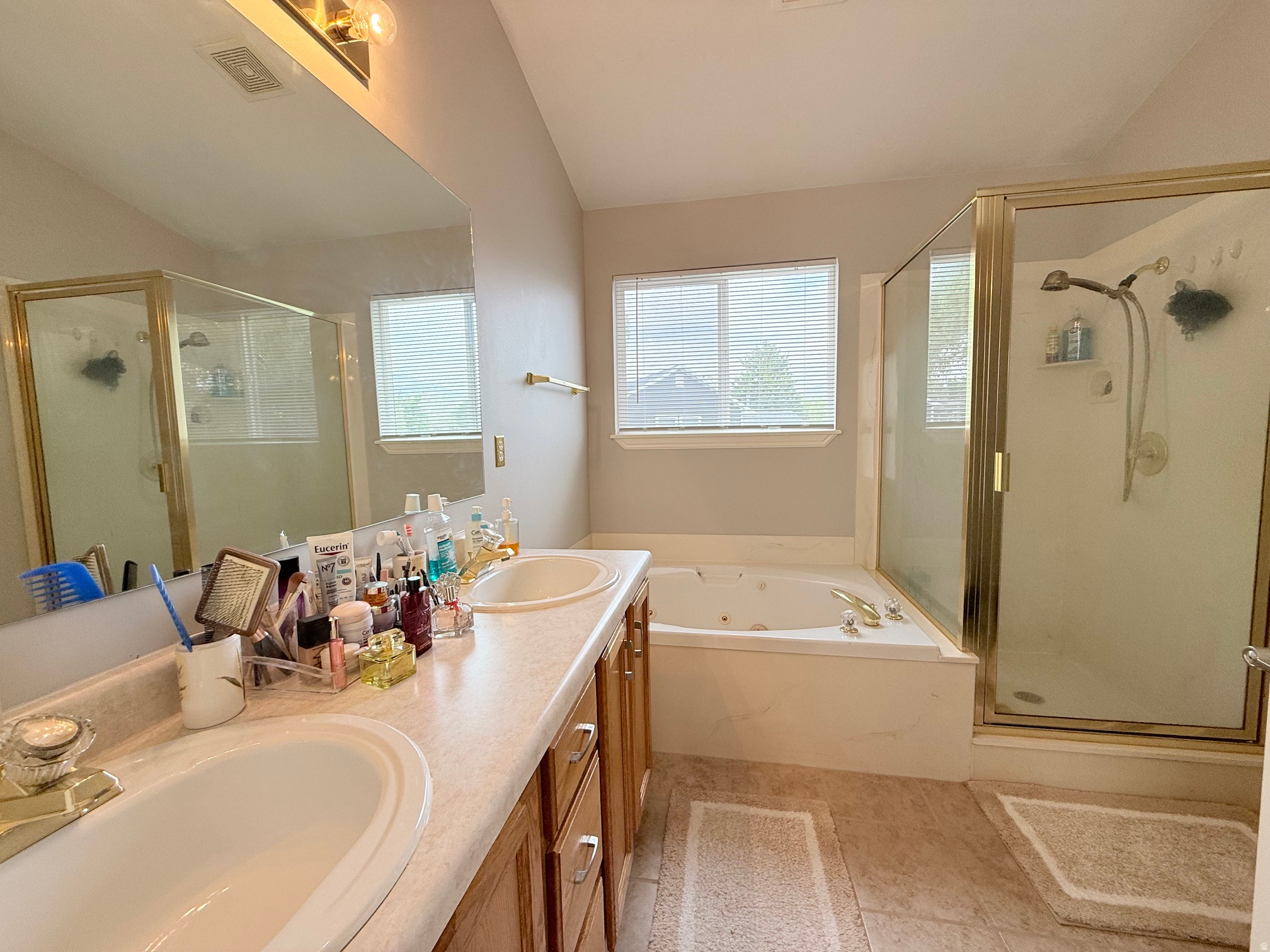 ABBOTTSFORD - Residential