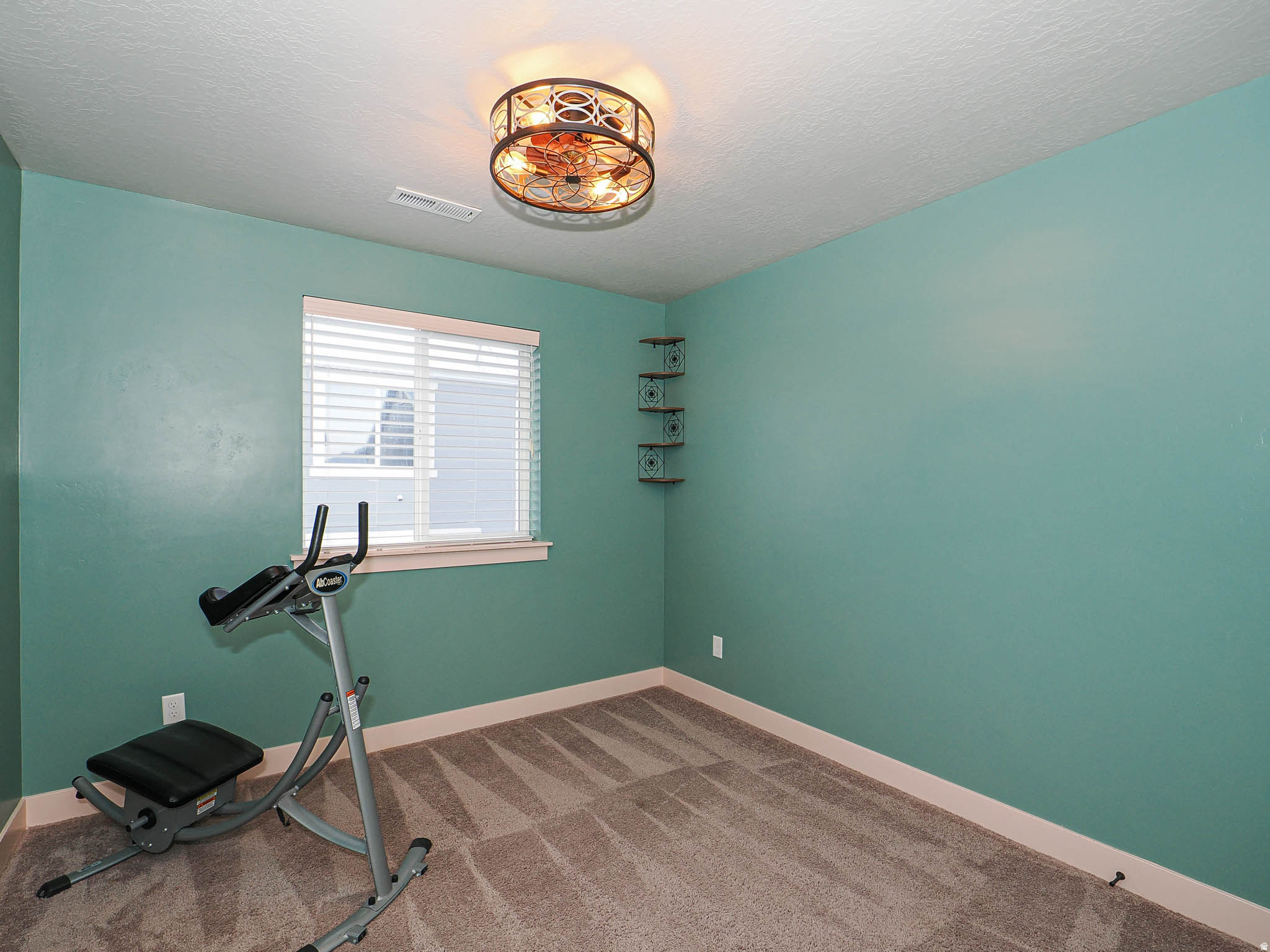 MOUNTAIN HEIGHTS - Residential