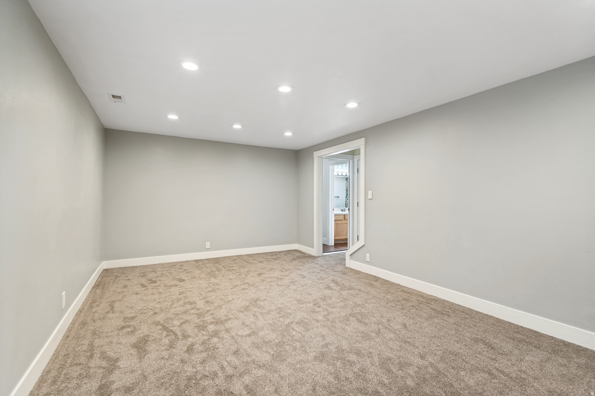 NORTH PARK MANOR - Residential