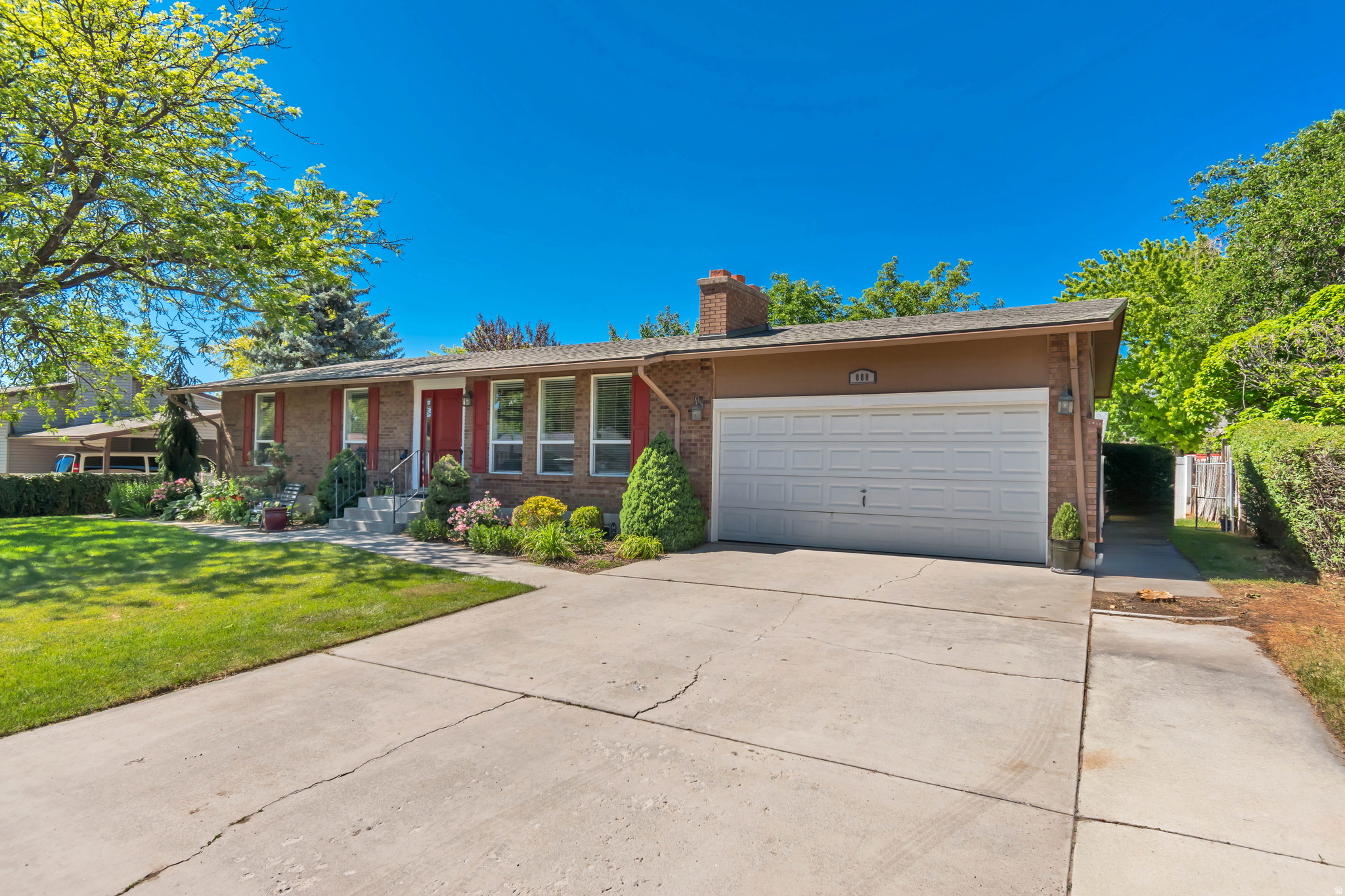 NORTH PARK MANOR - Residential