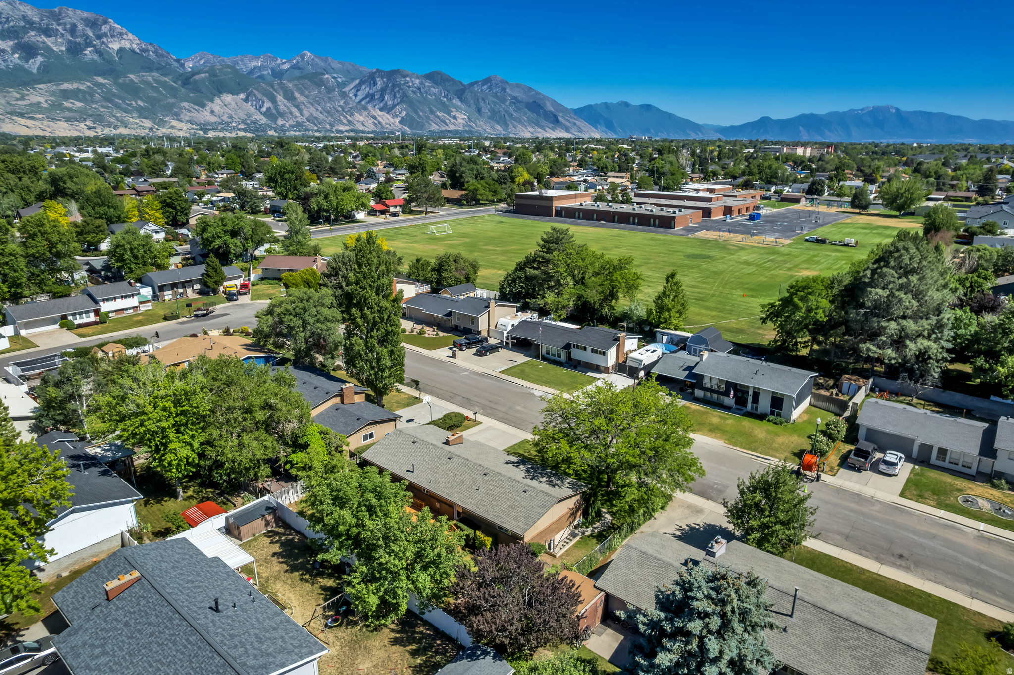 NORTH PARK MANOR - Residential