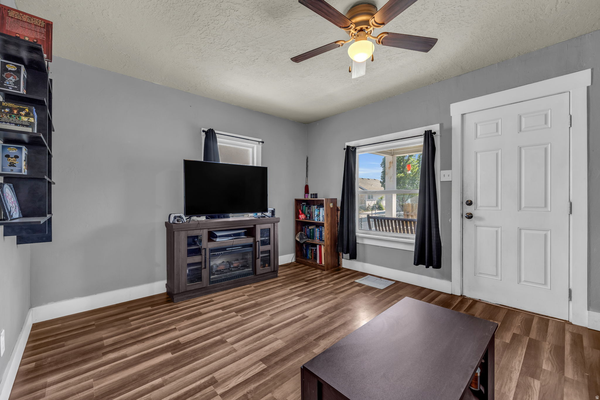 CHAMBERS PARK - Residential