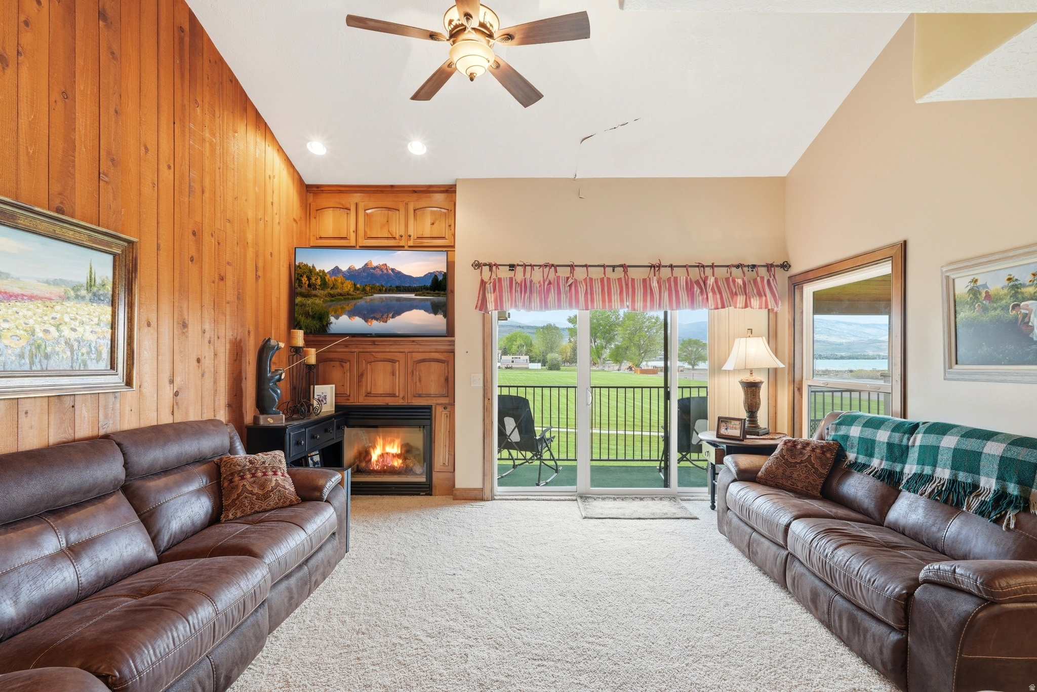 IDEAL BEACH - Residential