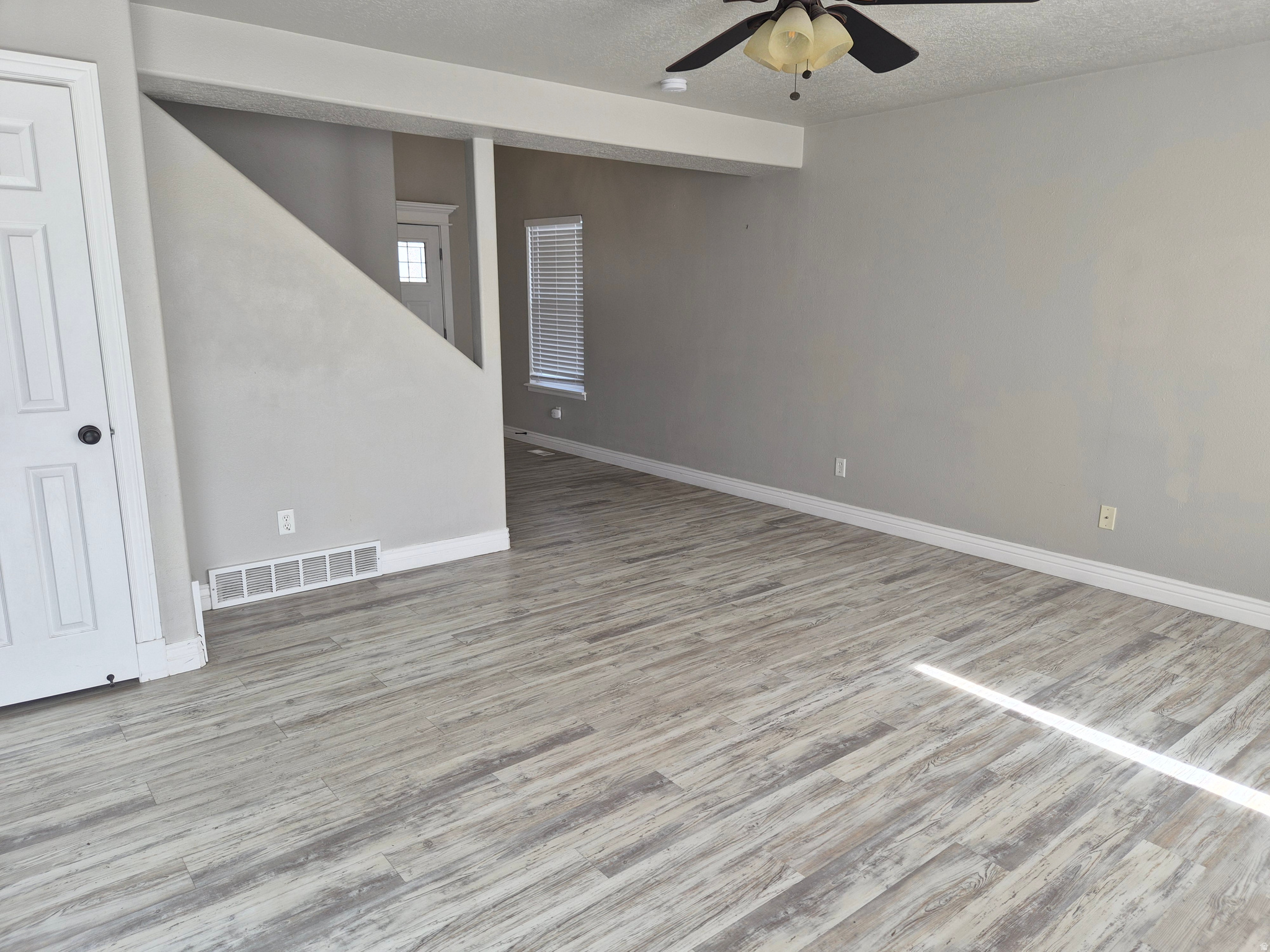 LAKE MOUNTAIN ESTATES - Residential