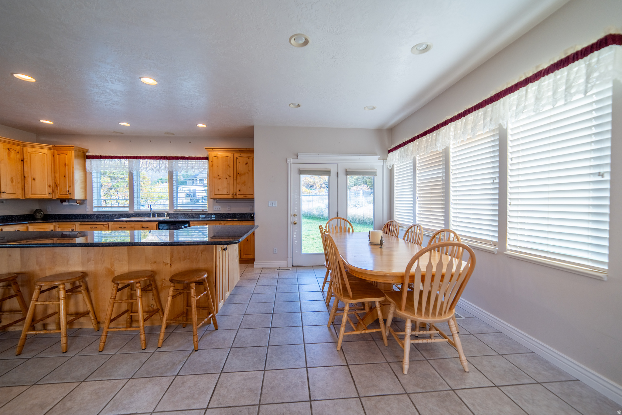 OAK RIDGE ESTATES - Residential