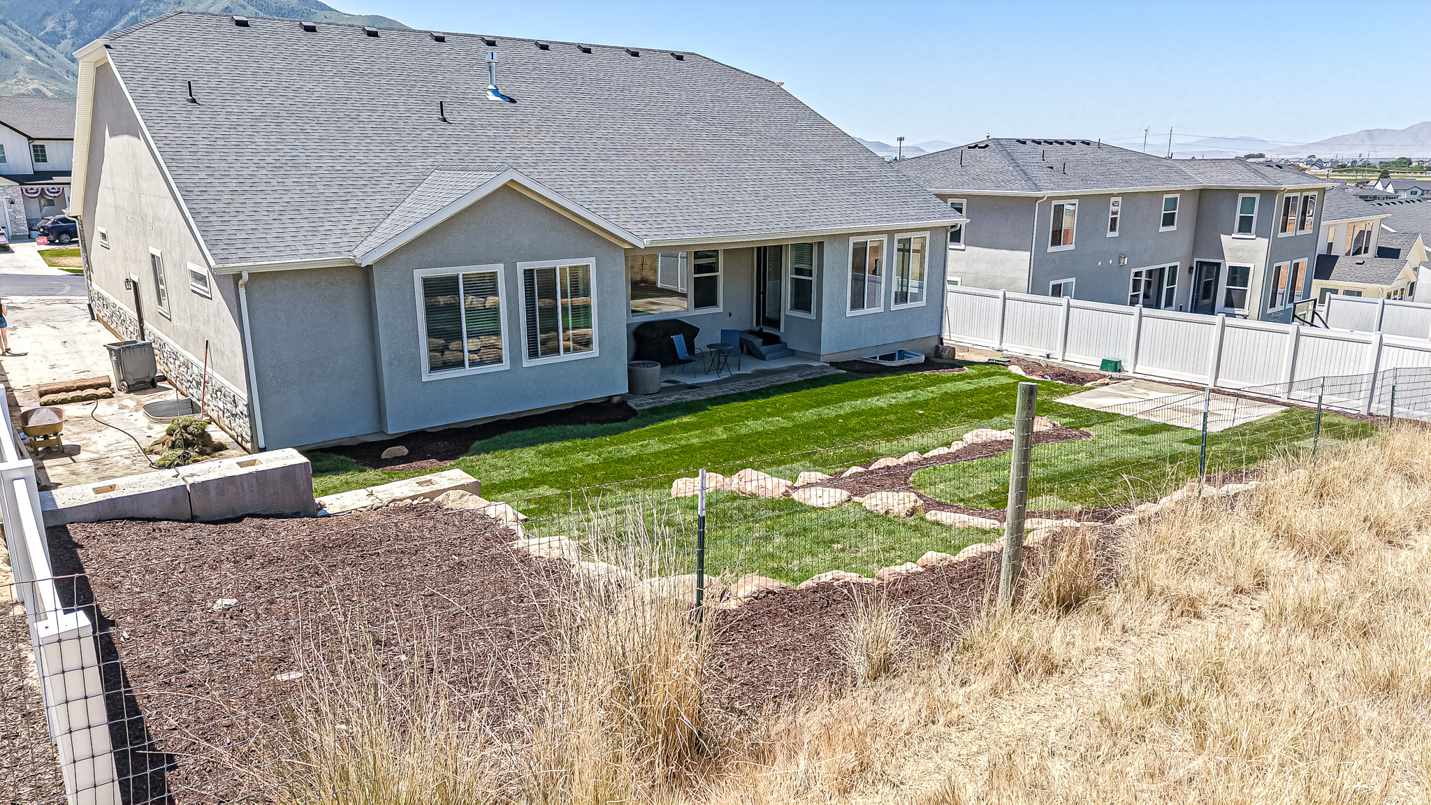 MAPLETON HEIGHTS - Residential