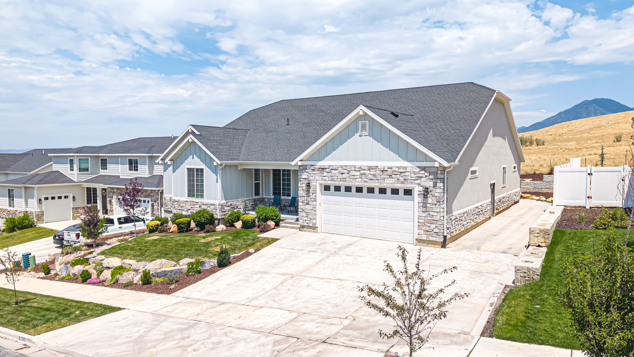 MAPLETON HEIGHTS - Residential