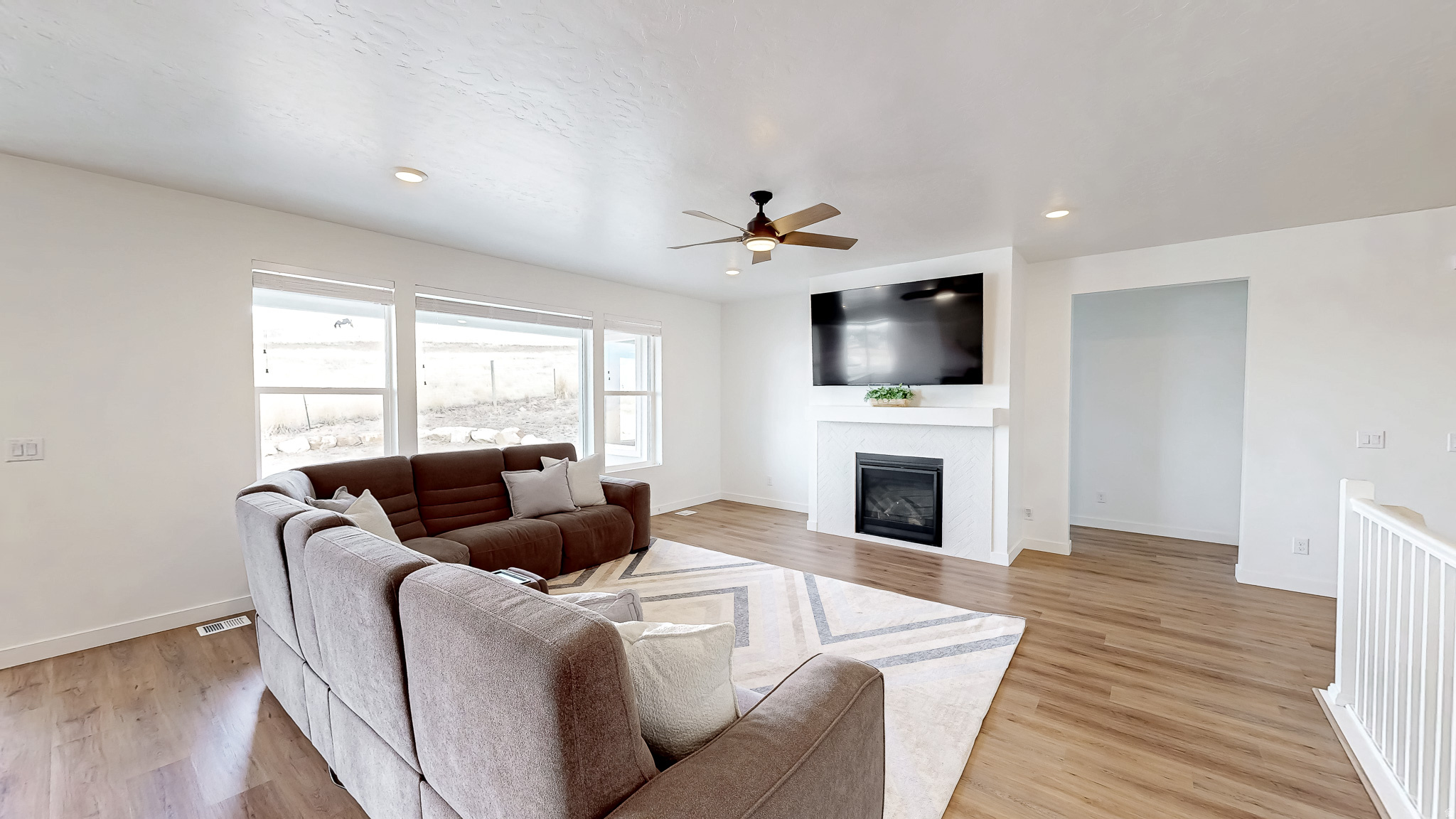 MAPLETON HEIGHTS - Residential