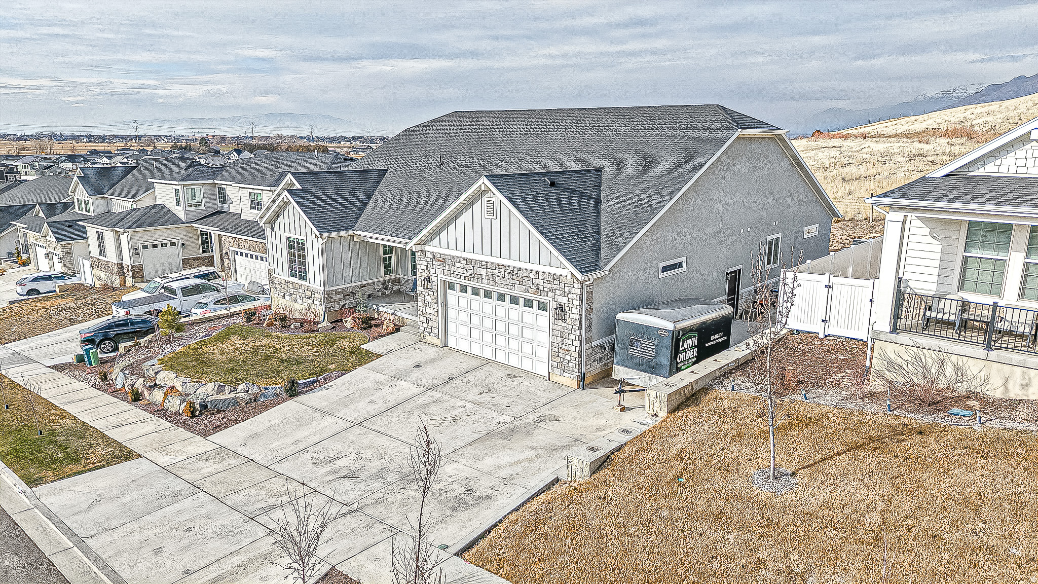 MAPLETON HEIGHTS - Residential