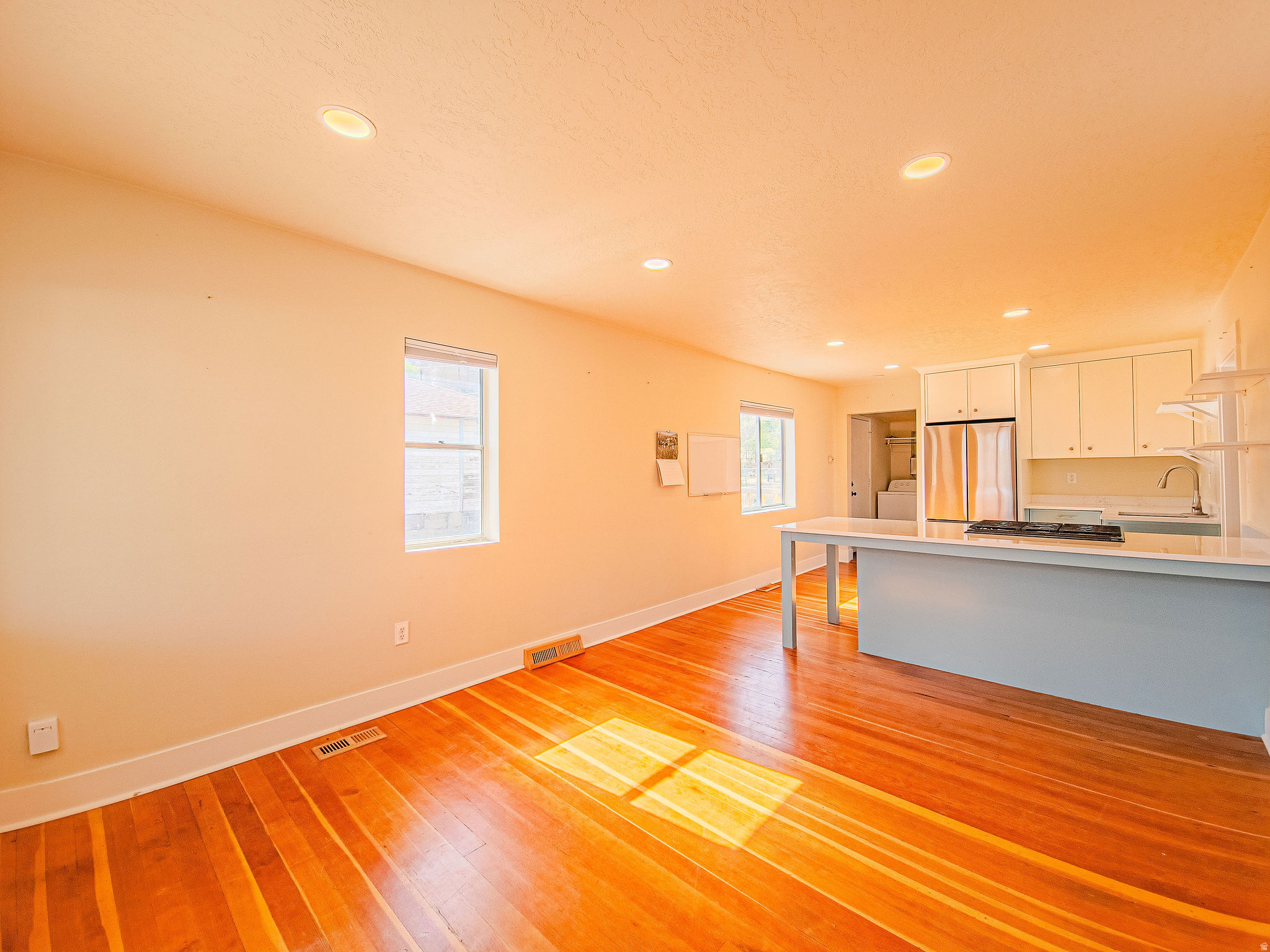 KENILWORTH SUB - Residential