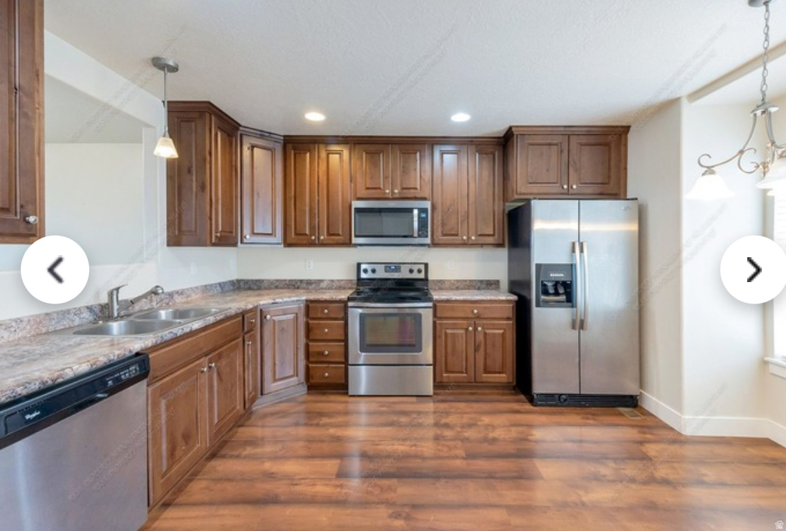 INDEPENDENCE AVENUE PUD - Residential
