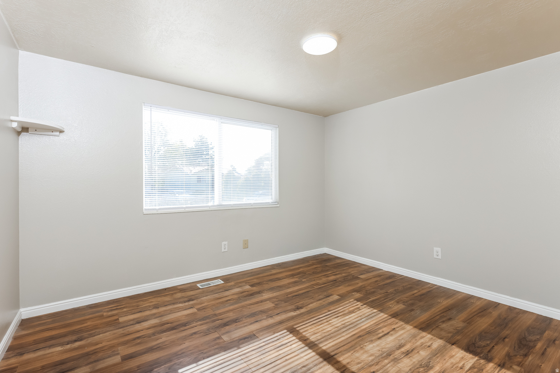 DIXIE VALLEY - Residential