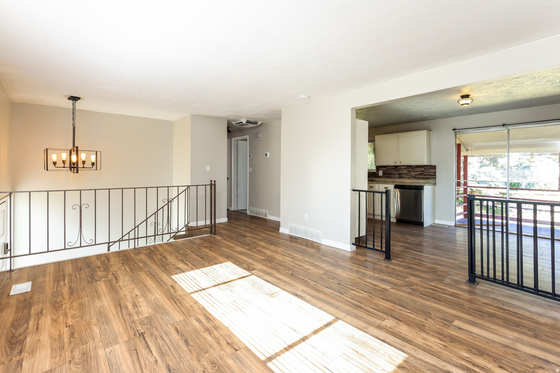 DIXIE VALLEY - Residential