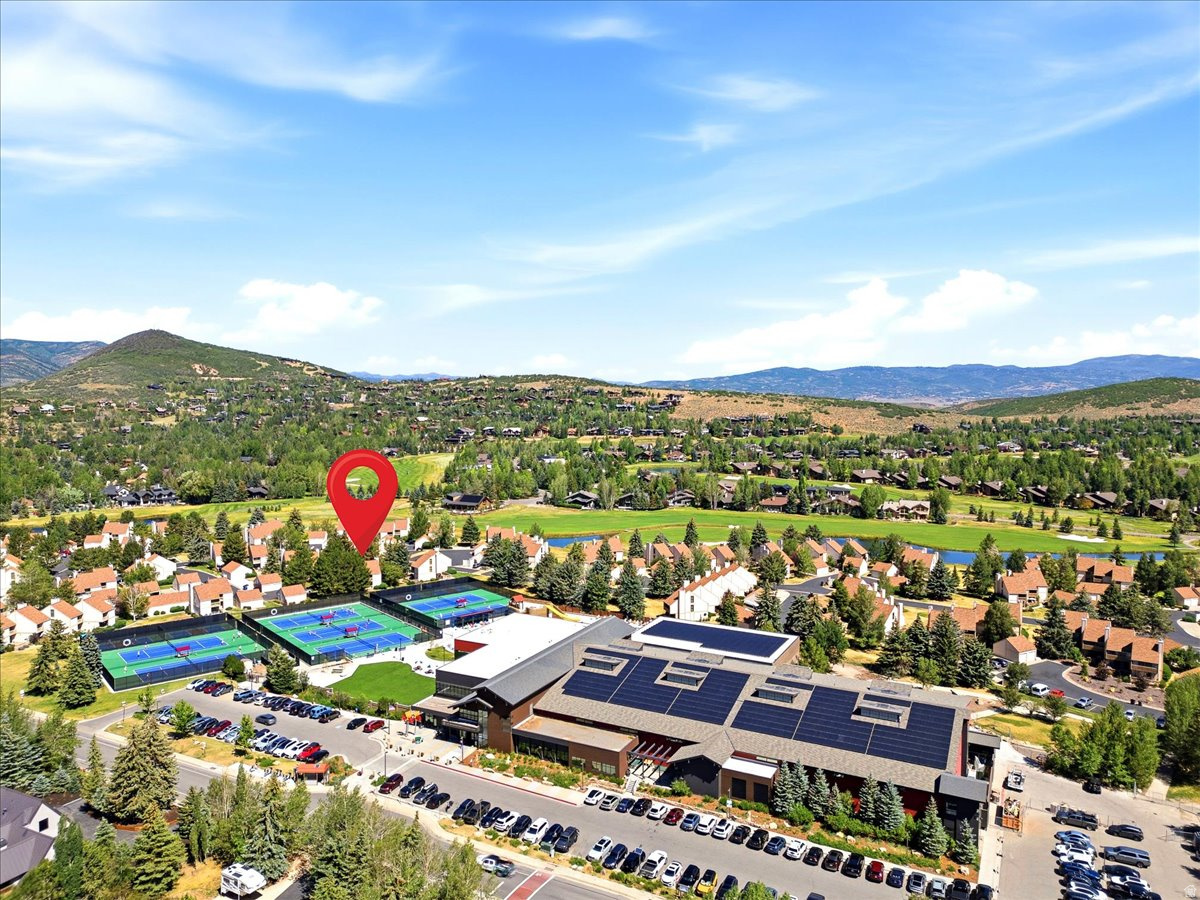 RACQUET CLUB VILLAGE SUB - Residential