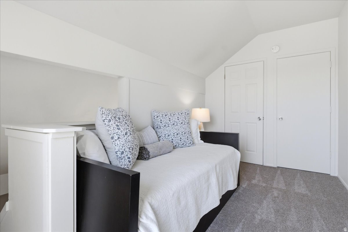 RACQUET CLUB VILLAGE SUB - Residential
