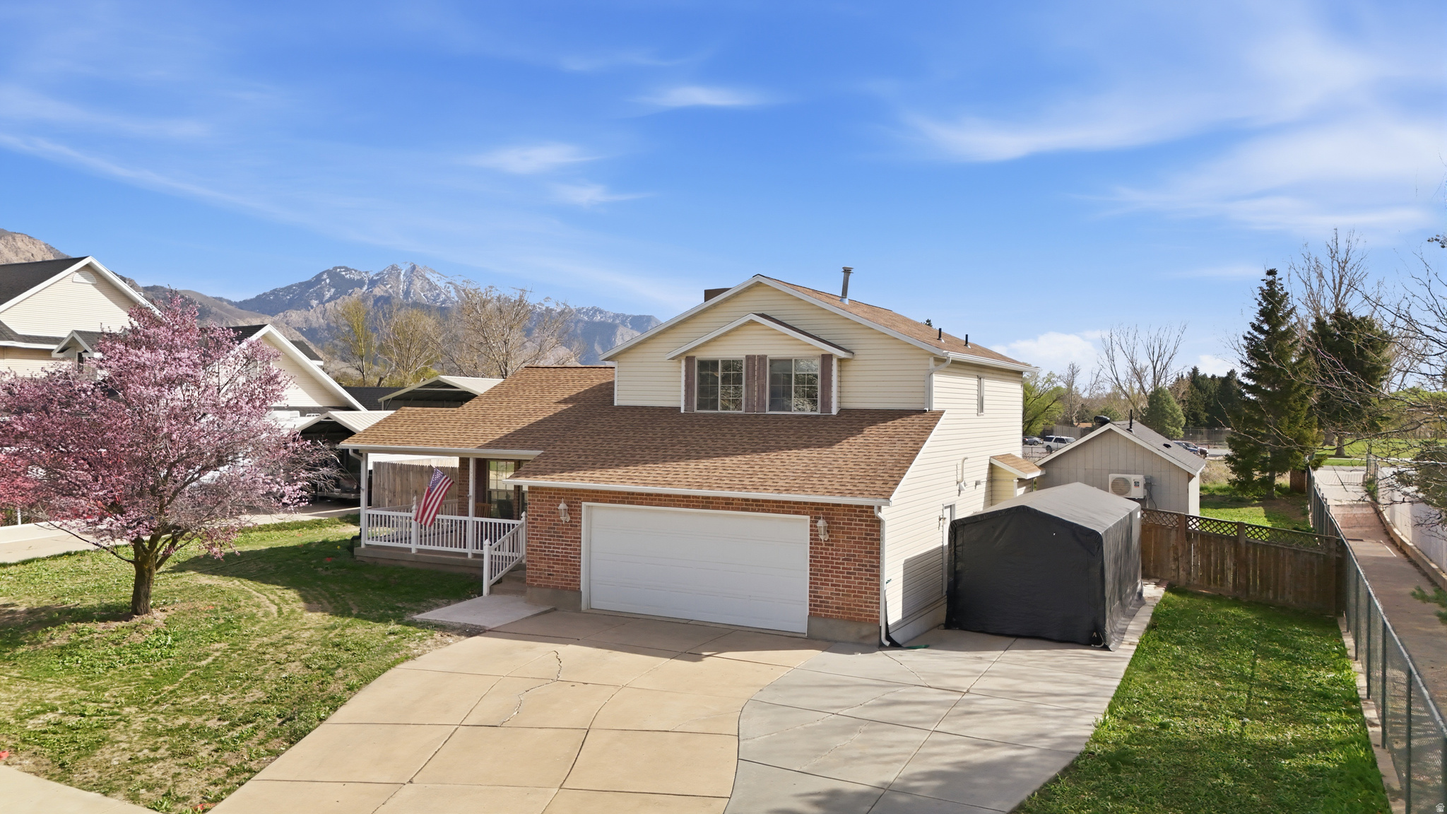 HUNTING CREEK - Residential
